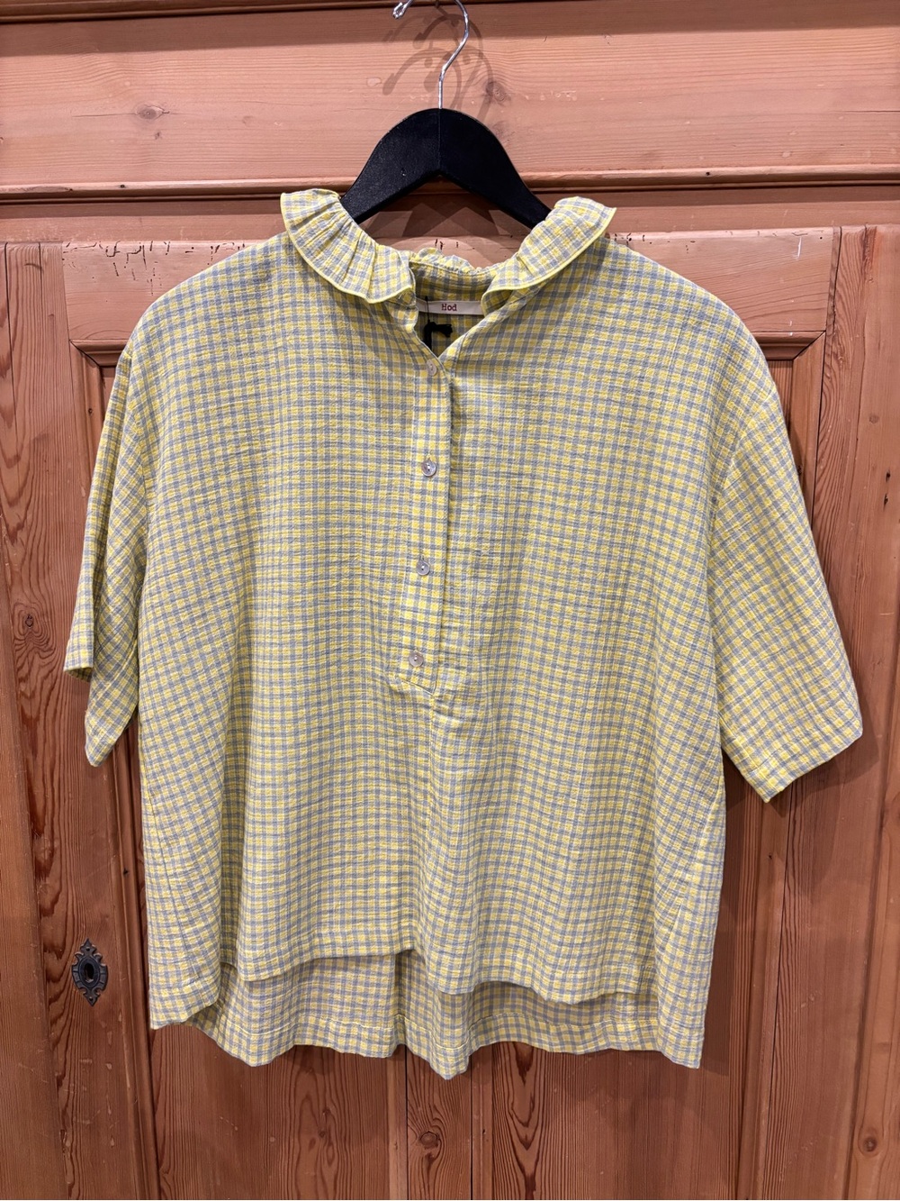 Ruffle Collar Short-Sleeve Checked Blouse in Yellow and Cream